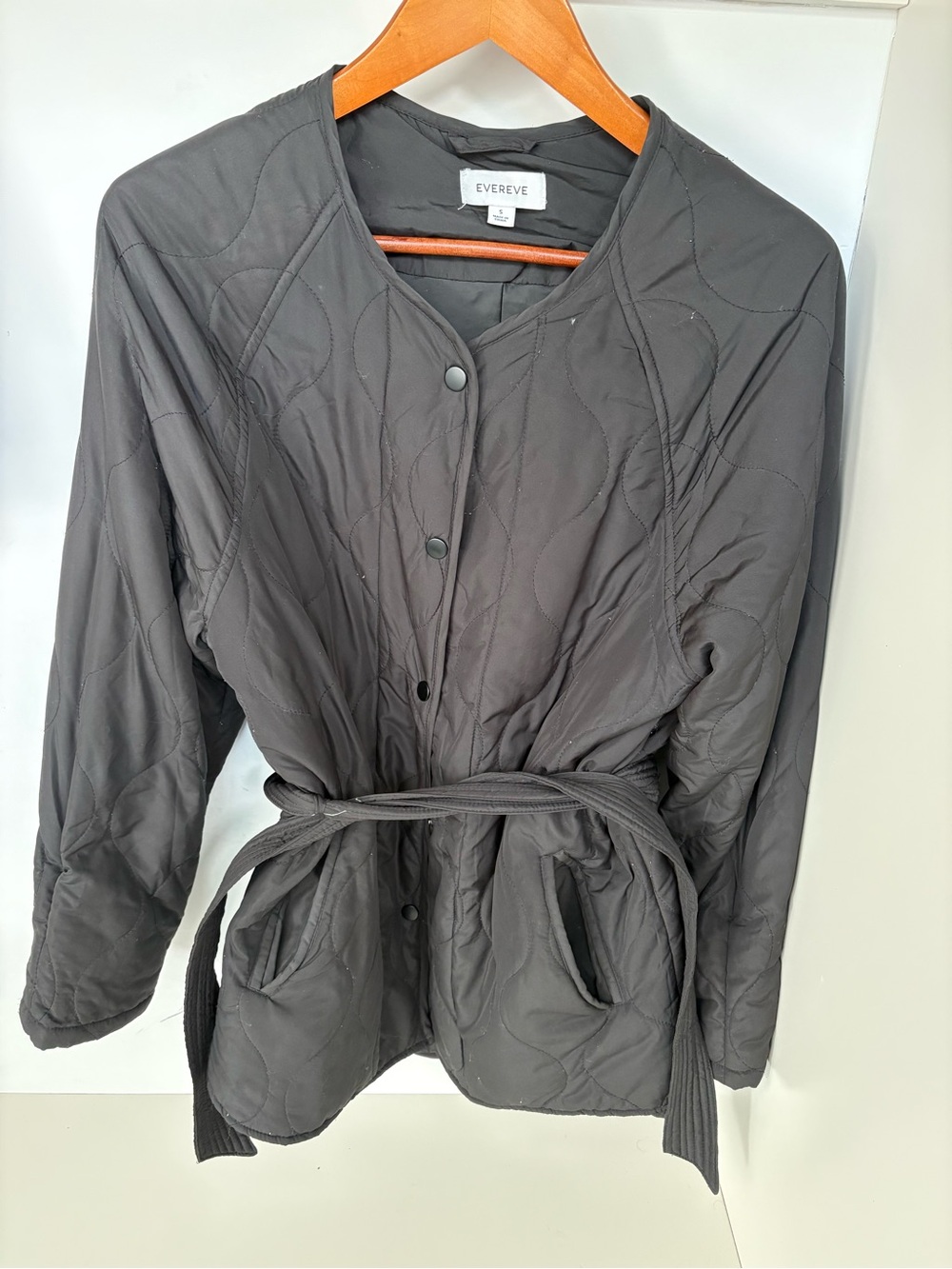 Evereve Quilted Belted Jacket in black